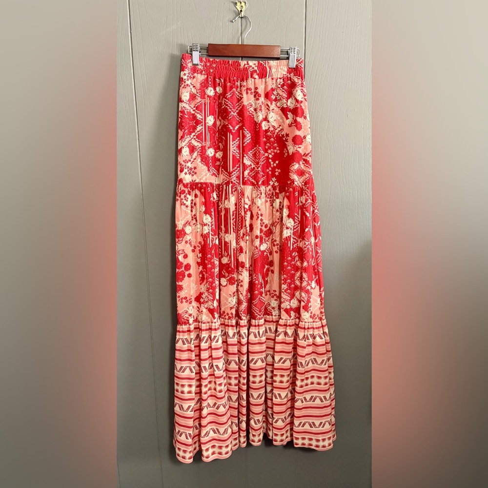 CHUFY Red and Pink Patterned Maxi Skirt - Picture 4 of 6
